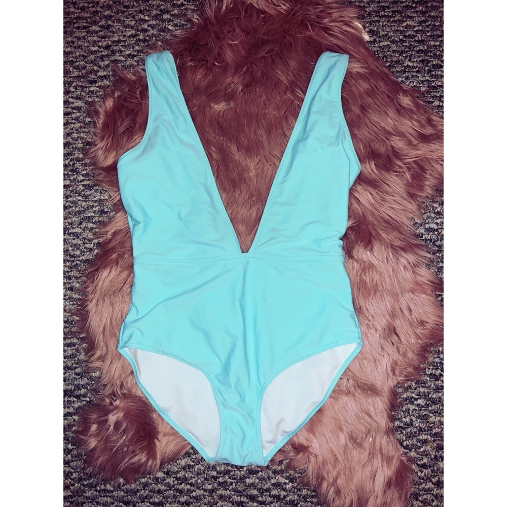 Bathing suit